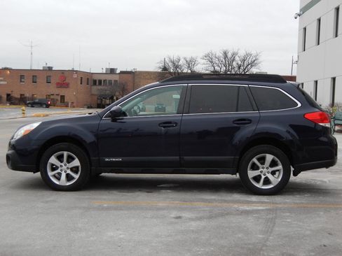 Used 2013 Subaru Outback 2.5i Premium image 10