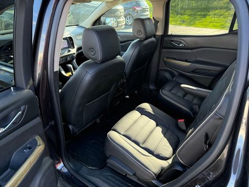 Used 2017 GMC Acadia Denali AWD/4WD image 8