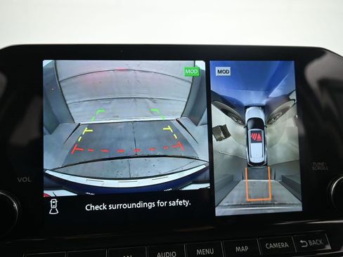 Used 2023 Nissan Rogue SL w/ SL Premium Package image 18