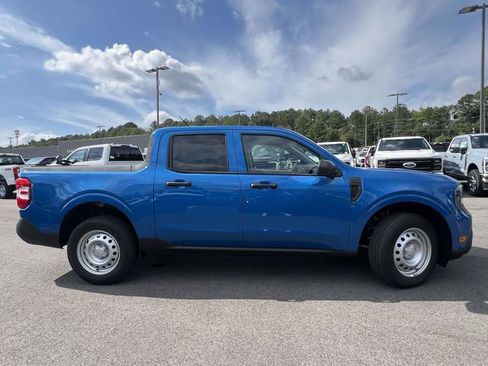 New 2025 Ford Maverick XL image 2