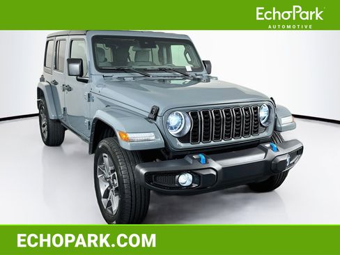 Used 2024 Jeep Wrangler Unlimited w/ Convenience Group AWD/4WD image 1