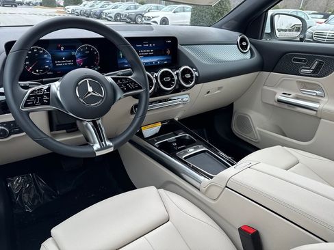 New 2026 Mercedes-Benz GLA 250 4MATIC image 24