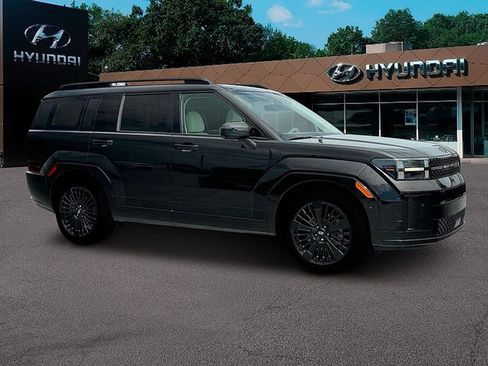 Used 2025 Hyundai Santa Fe Calligraphy image 11