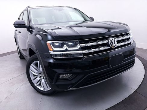 Used 2019 Volkswagen Atlas SE w/ Towing Package FWD image 3