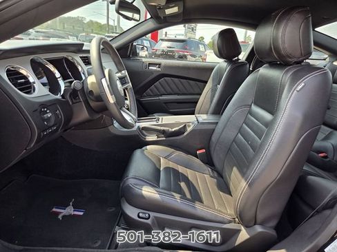 Used 2012 Ford Mustang Premium RWD image 9