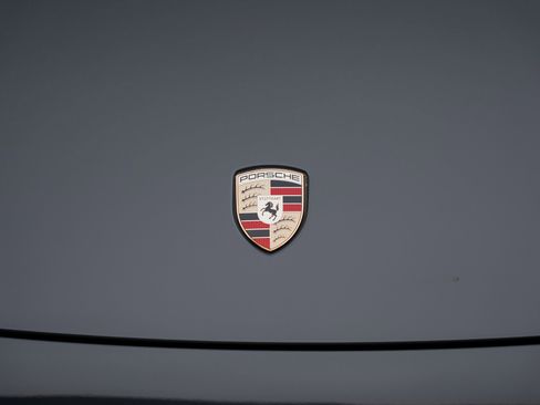 Used 2025 Porsche 911 Targa 4 GTS image 15