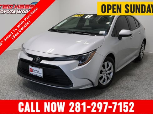 Certified 2023 Toyota Corolla LE image 1