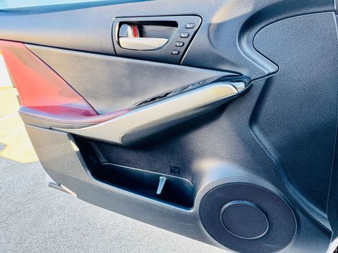 Used 2020 Lexus IS 300 w/ Premium Package image 23