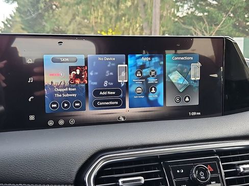 New 2026 Nissan Armada SV image 14