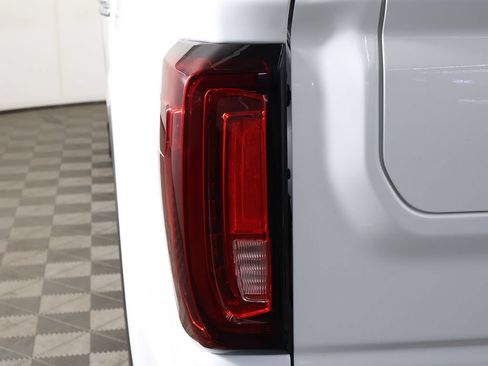 Used 2024 GMC Sierra 1500 Denali w/ Denali Reserve Package AWD/4WD image 20