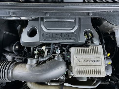 Used 2023 RAM 1500 Big Horn AWD/4WD image 33