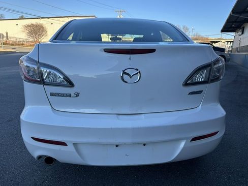 Used 2012 MAZDA MAZDA3 i Touring image 4