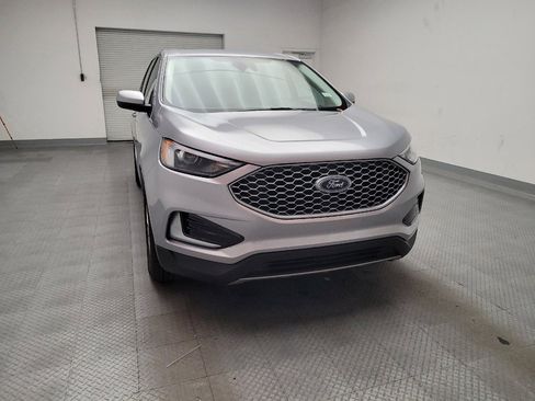 Used 2024 Ford Edge SEL image 14