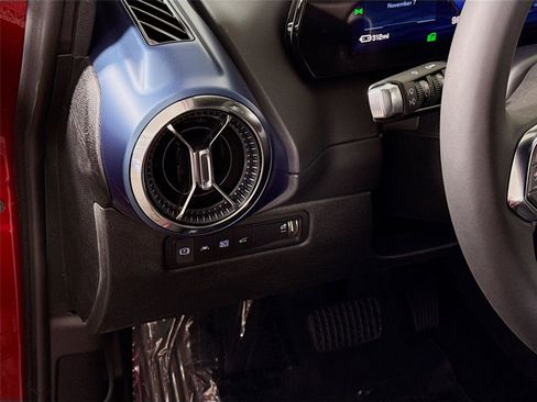 New 2026 Chevrolet Equinox EV LT image 5