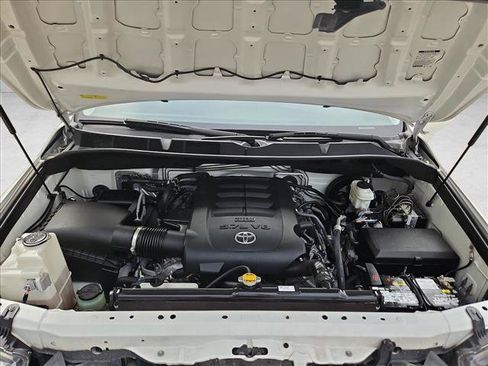 Used 2016 Toyota Sequoia Platinum AWD/4WD image 26