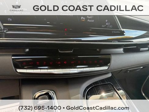 Certified 2024 Cadillac Escalade ESV Sport w/ LPO, Floor Liner Package AWD/4WD image 30