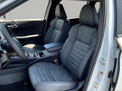 New 2026 Nissan Rogue SL AWD/4WD image 16
