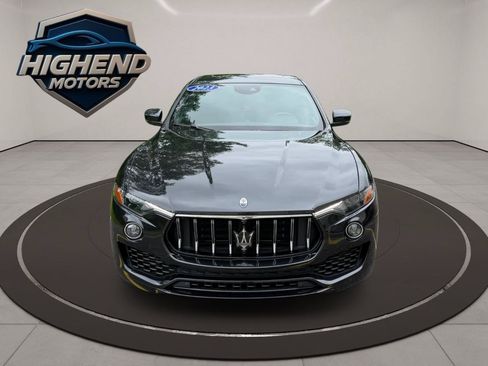 Used 2023 Maserati Levante GT AWD/4WD image 10
