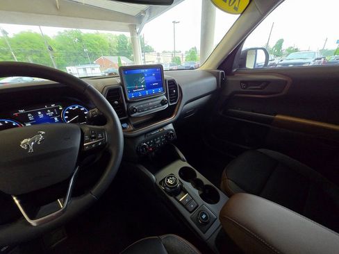 New 2024 Ford Bronco Sport Outer Banks w/ Tech Package AWD/4WD image 16