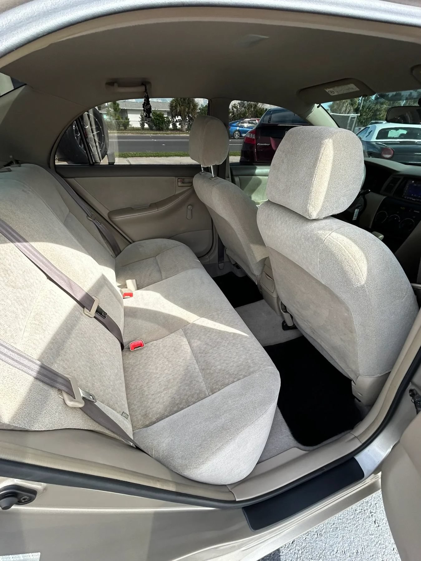 Used 2004 Toyota Corolla CE FWD image 21