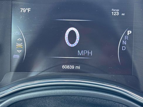 Used 2019 Jeep Grand Cherokee Altitude AWD/4WD image 21