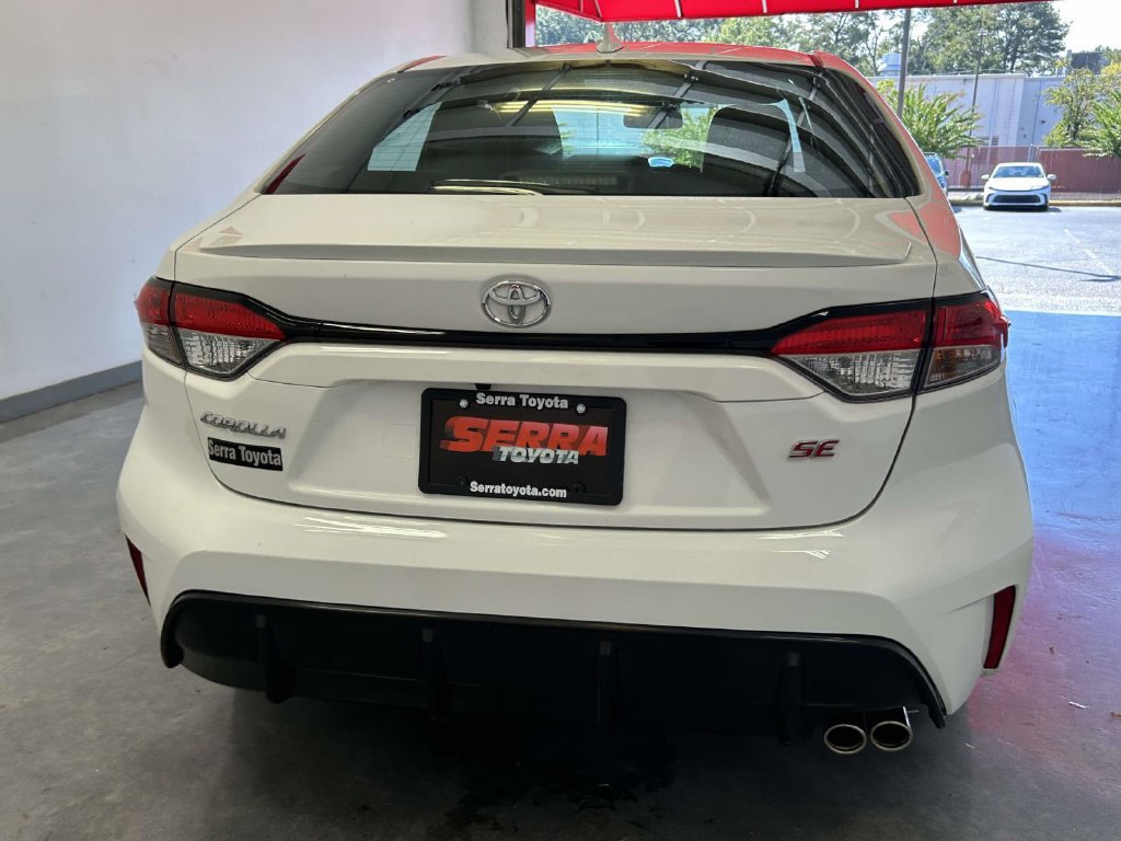 Used 2026 Toyota Corolla SE FWD image 4