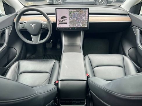 Used 2021 Tesla Model Y Long Range AWD/4WD image 10