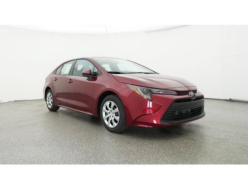 Used 2026 Toyota Corolla LE FWD image 34