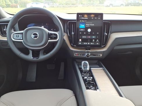 New 2026 Volvo XC60 B5 Plus w/ Protection Package Premier image 9