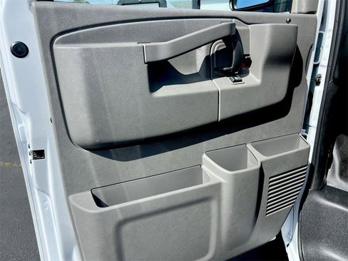 New 2025 GMC Savana 2500 w/ Communications Package image 18