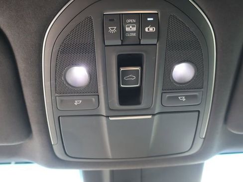 Used 2019 Genesis G80 3.3T Sport RWD image 43
