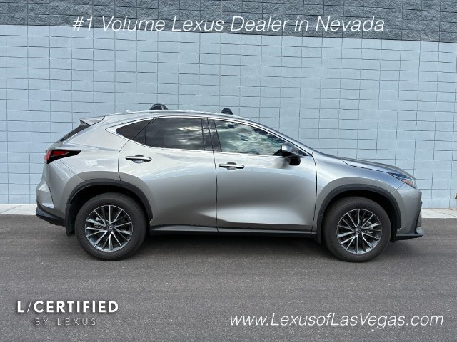 Used 2025 Lexus NX 250 FWD w/ Accessory Package (2T) image 2