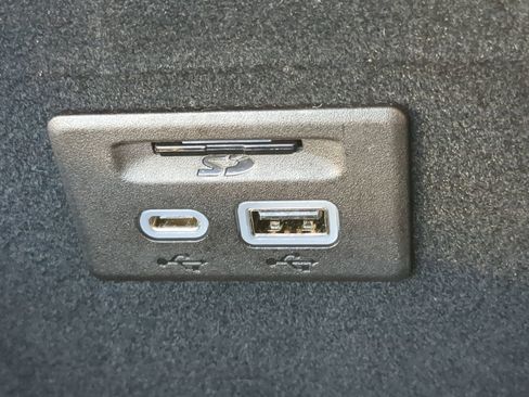 Used 2025 Cadillac XT5 Premium Luxury image 54