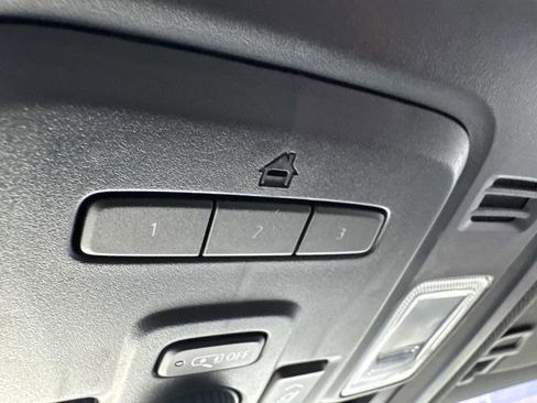 Used 2021 Chevrolet Suburban RST w/ Luxury Package image 29