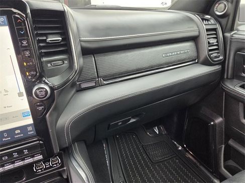 Certified 2022 RAM 2500 Limited image 29