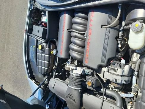 Used 2001 Chevrolet Corvette Coupe w/ Preferred Equipment Group2 RWD image 25