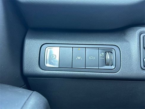 New 2026 Chevrolet Silverado EV LT image 21