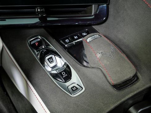 Used 2023 Chevrolet Corvette Stingray Premium Conv image 16