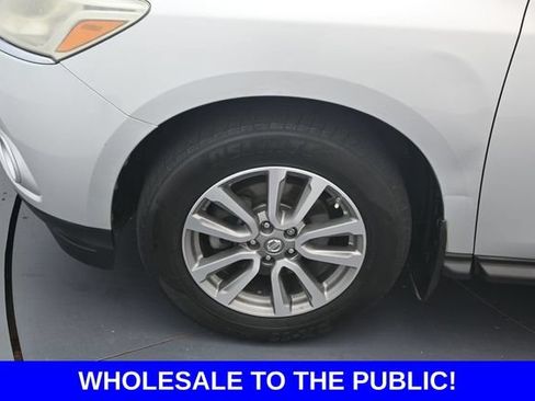 Used 2014 Nissan Pathfinder SV FWD image 9