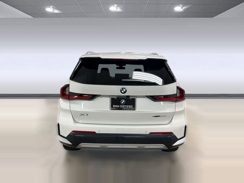 Certified 2026 BMW X1 xDrive28i AWD/4WD image 9