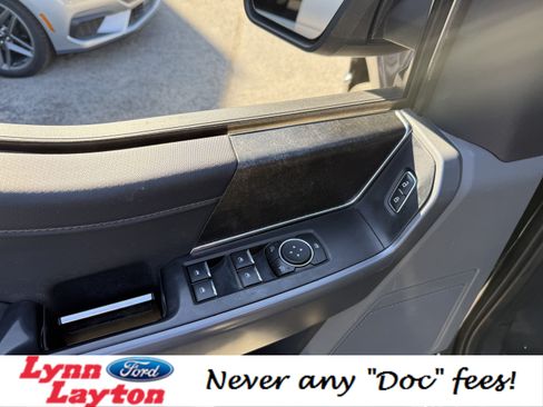 Certified 2022 Ford F150 XLT w/ Equipment Group 302A High image 11