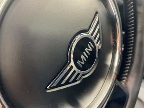 Used 2022 MINI Cooper S w/ Premium Package image 48