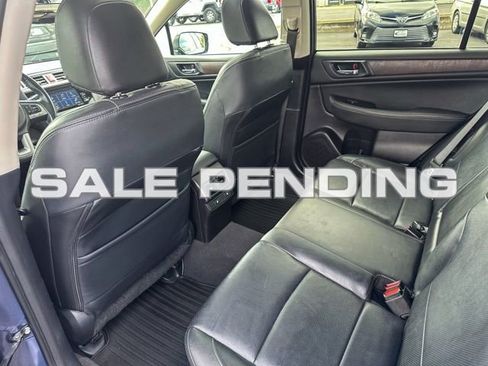 Used 2017 Subaru Outback 2.5i Limited image 19