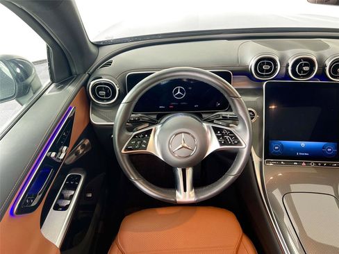 Certified 2024 Mercedes-Benz GLC 300 4MATIC image 20