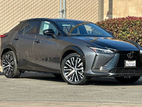 Certified 2023 Lexus RZ 450e Premium image 2