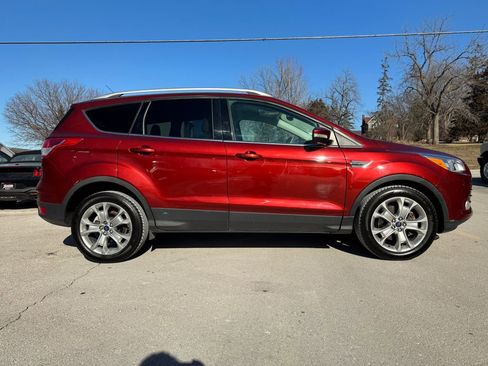 Used 2014 Ford Escape Titanium image 4