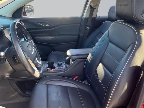 Used 2021 GMC Acadia Denali w/ Denali Ultimate Package AWD/4WD image 8