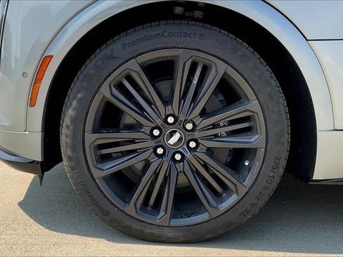New 2026 Cadillac Lyriq V image 13