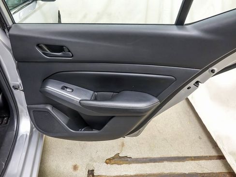 Used 2024 Nissan Altima 2.5 SV image 22