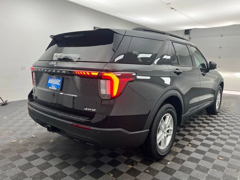 New 2026 Ford Explorer Active image 8